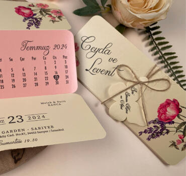 Invitatie de nunta floral cu calendar si fluture 63639