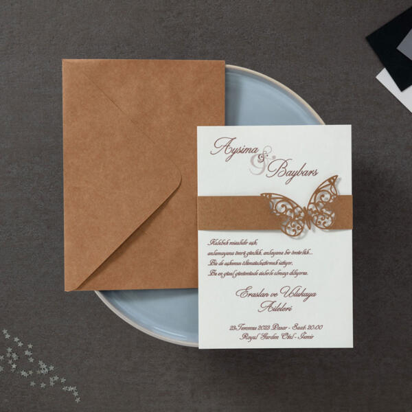 Invitatie de nunta cu fluture 10416