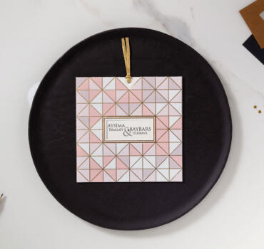 Invitatie de nunta moderna 10560