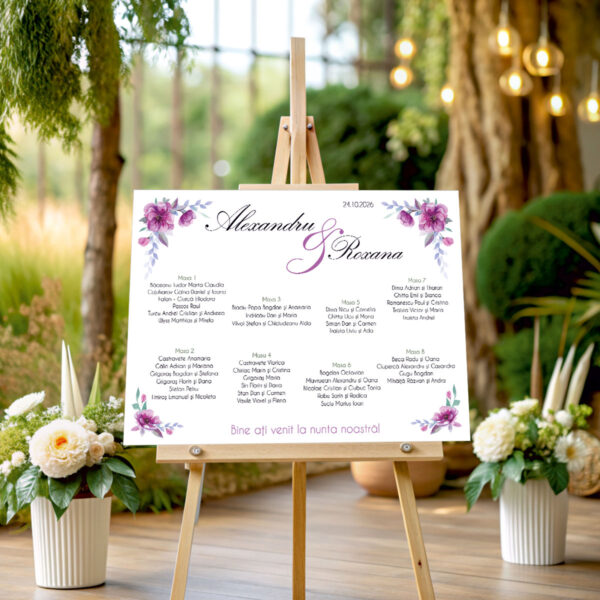 Listă de invitați nuntă personalizată, cu flori mov și nume caligrafice – Model 42.2