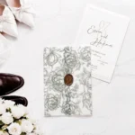 Invitație de Nuntă cu Hârtie Translucidă și Sigiliu Elegant 2635 - imagine 2